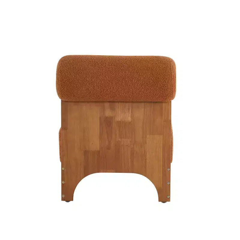 Christopher Knight Home Pedro Sedia di design imbottita in bouclé con struttura in legno di gomma e schienale arrotolato