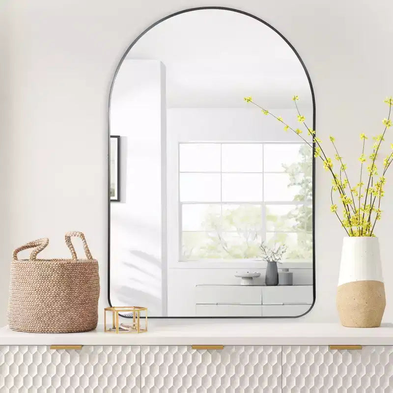 Specchio ad arco sottile in alluminio - Cornice nera 91x61 cm